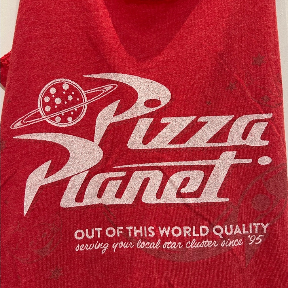 Pizza planet tank top - Picture 2 of 4